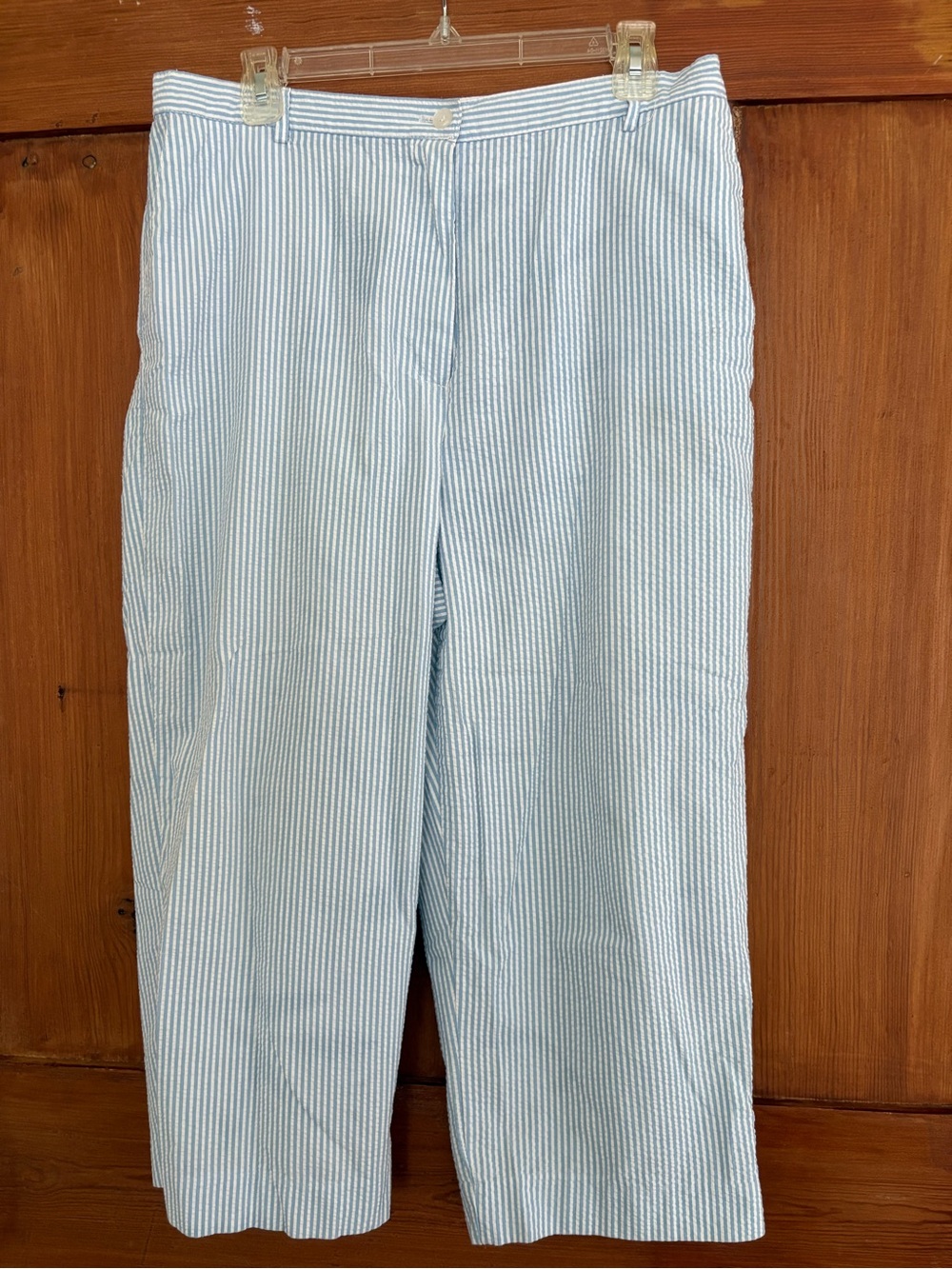 Alfred Dunner Light Blue & White Striped Seersucker Cropped Pants 16